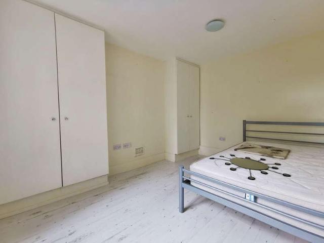 House for rent in Stroud Green, Greater London