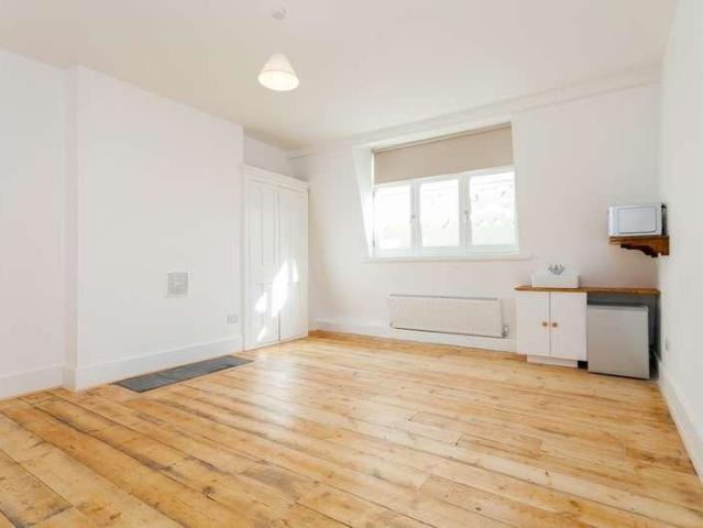 House for rent in Canning Town, Greater London