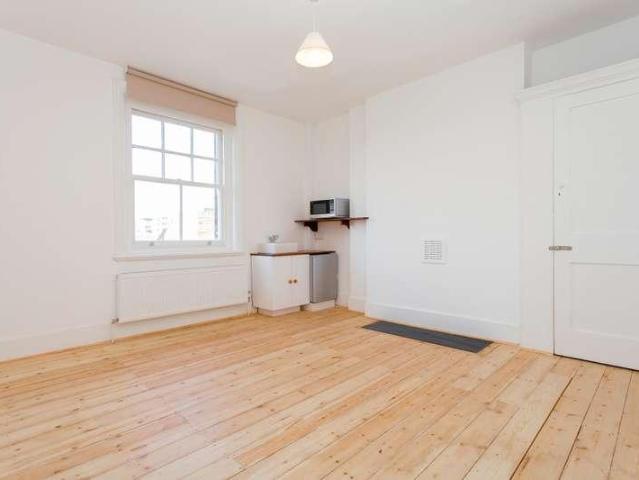 House for rent in Canning Town, Greater London