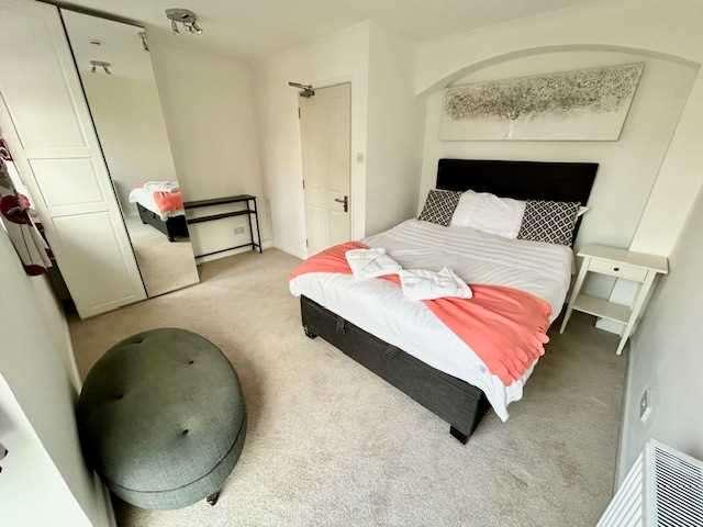 Apartment for rent in Aldrington