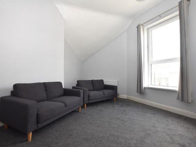 House for rent in Moses Gate, Lee Bank