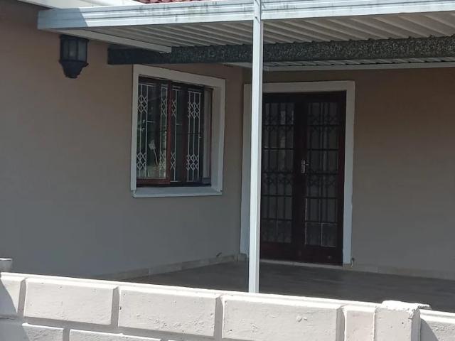 House for rent in Queensburgh, Kwazulu-natal