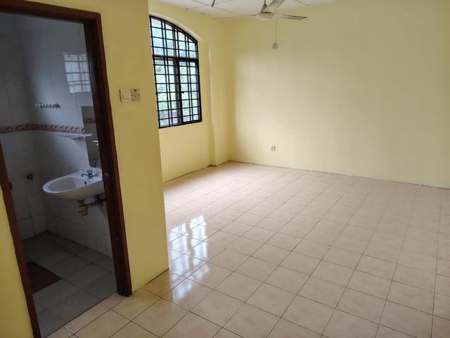 Terraced House for rent in Petaling, Alam Impian
