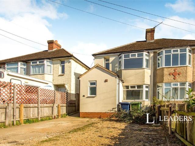 House for rent in Barnwell, Arbury