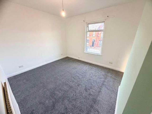 House for rent in Brownlow Fold, Lee Bank