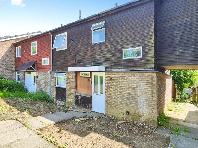 House for rent in Thorplands, Northampton