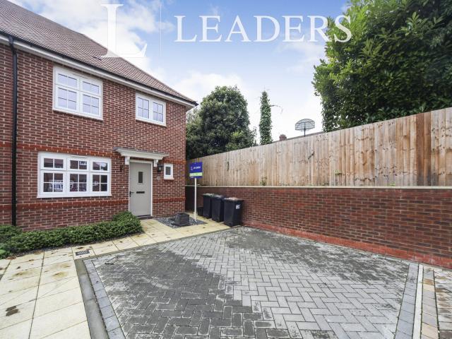 House for rent in Spring Park, Luton