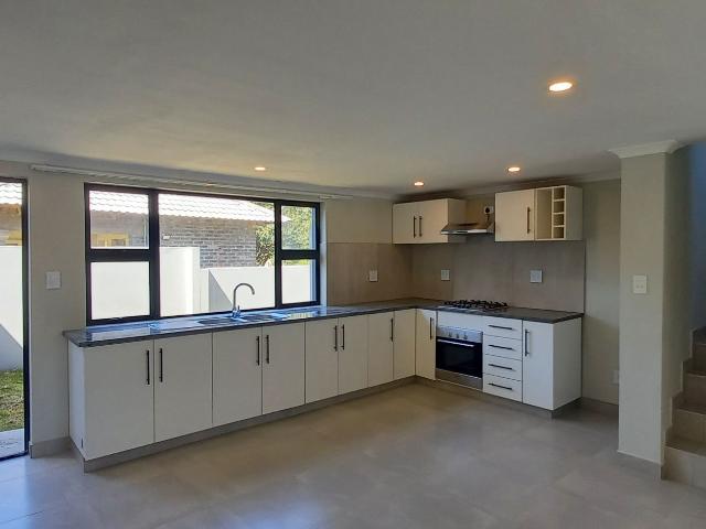House for rent in Beacon Bay, East London