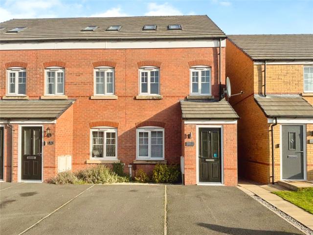 House for rent in Rossmore Estate, Rossmore