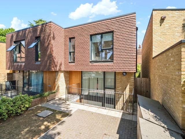 House for rent in Dulwich Village, Greater London