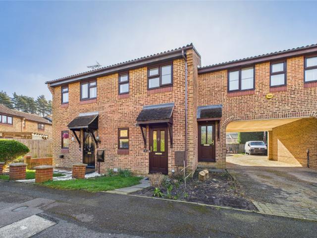 House for rent in Winkfield, Bracknell Forest