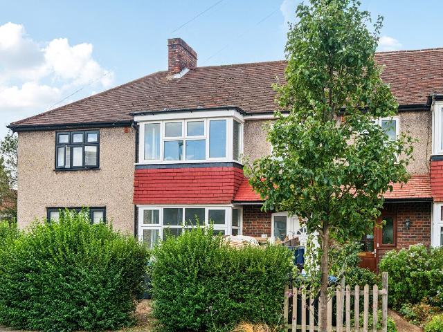House for rent in Motspur Park, Greater London