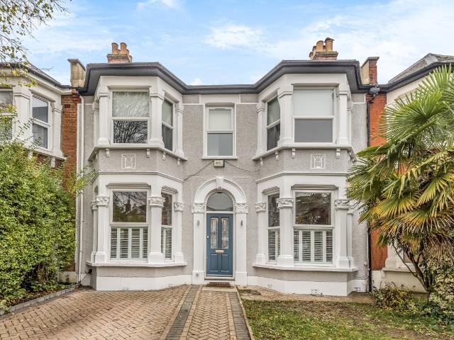 House for rent in London Borough of Lewisham, Greater London