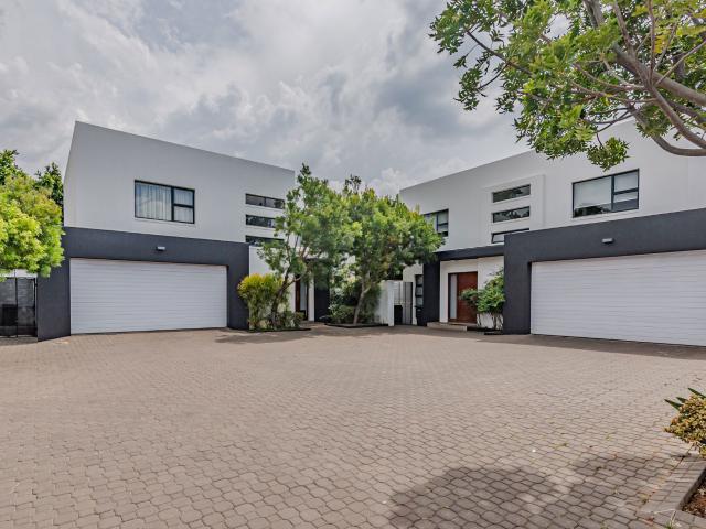 House for rent in Waterkloof, Gauteng