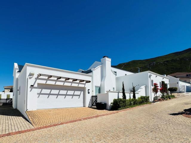 House for rent in Baardskeerdersbos, Western Cape