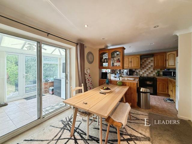 House for rent in World's End, Perryfields