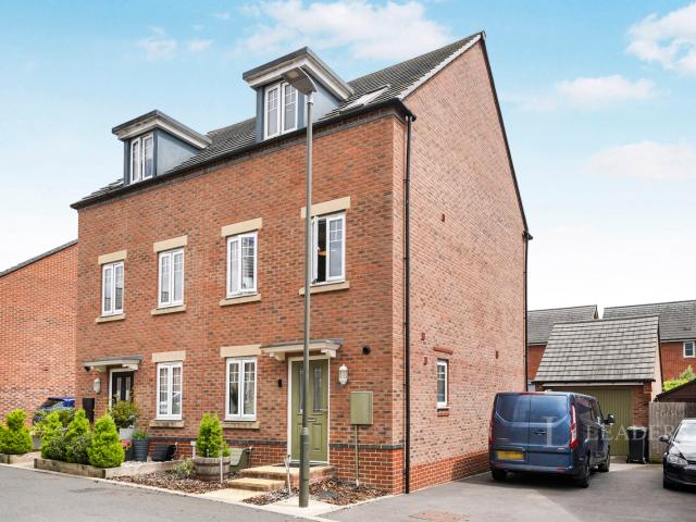House for rent in Great Oldbury, School House
