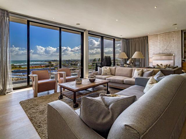 House for rent in Gordon's Bay, Western Cape