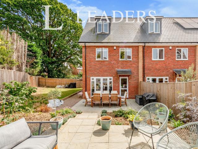 House for rent in Wickhurst Green, Horsham