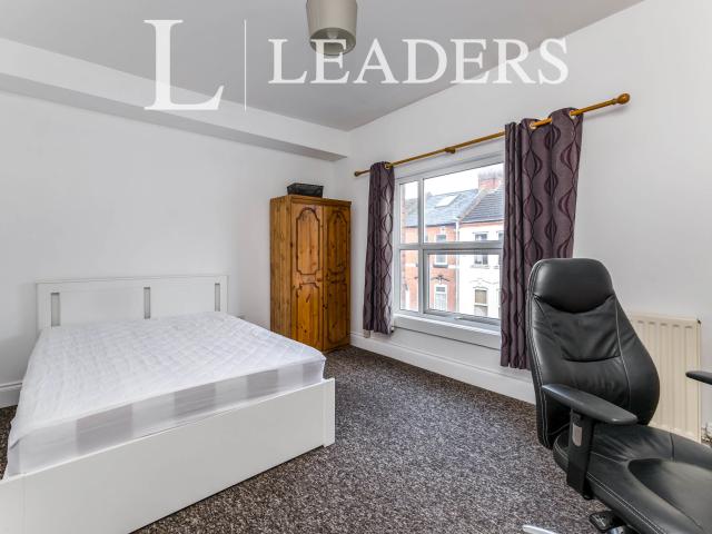 House for rent in Semilong, Northampton