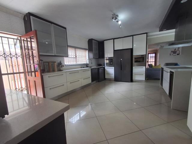 House for rent in Allen Grove, Kempton Park
