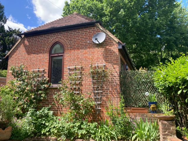 House for rent in Perryfields, West Sussex
