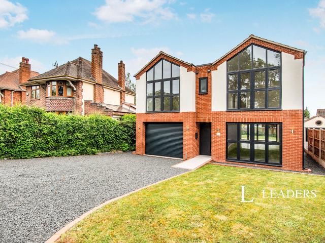 House for rent in Lower Wick, Worcestershire