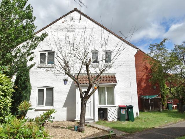 House for rent in Perryfields, West Sussex