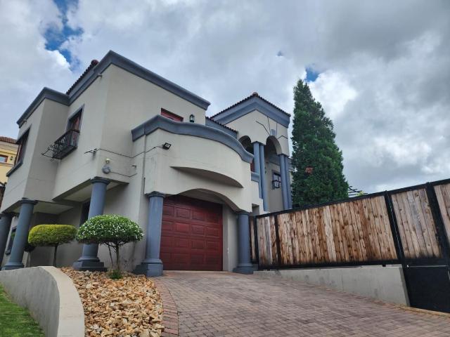 House for rent in Oakdene, Vosloorus