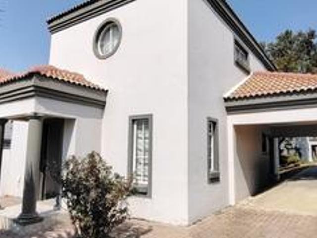 Townhouse for rent in Ekurhuleni, Gauteng