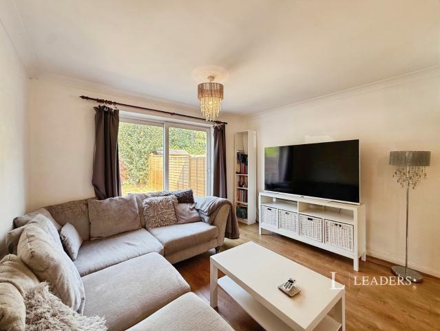 House for rent in Perryfields, West Sussex