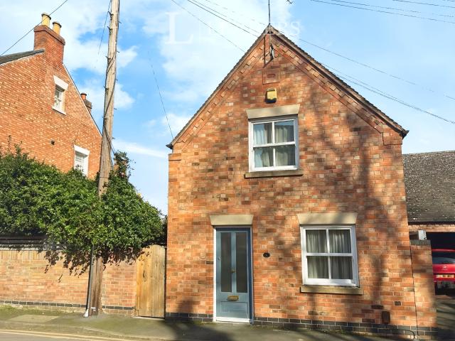 House for rent in Elmfield, Leicestershire