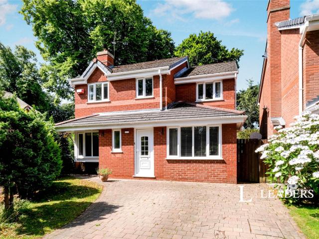 House for rent in Calderstones
