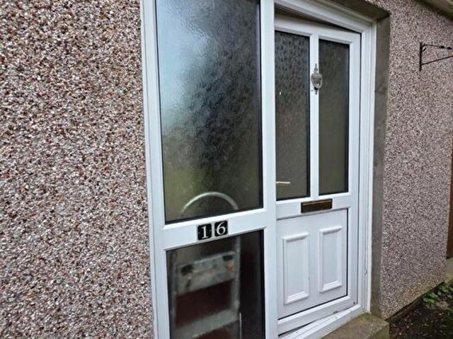 Apartment for rent in Newcastle Higher, Aberkenfig