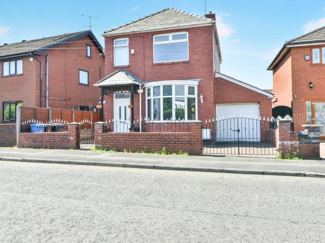 House for rent in Hollinwood, Pendock