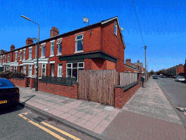 House for rent in Gorse Hill, Trafford Park