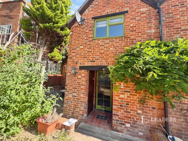 House for rent in Buckingham, Buckinghamshire