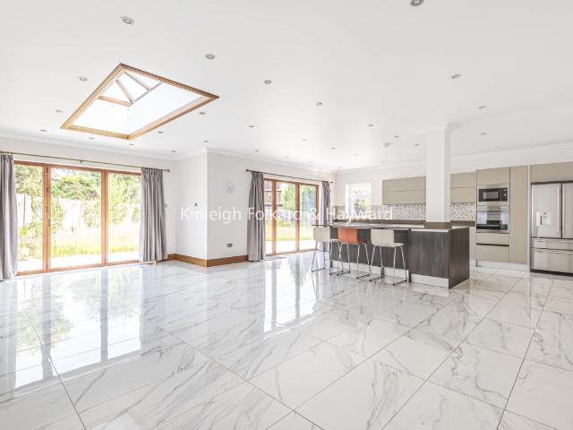 House for rent in West Finchley, Greater London