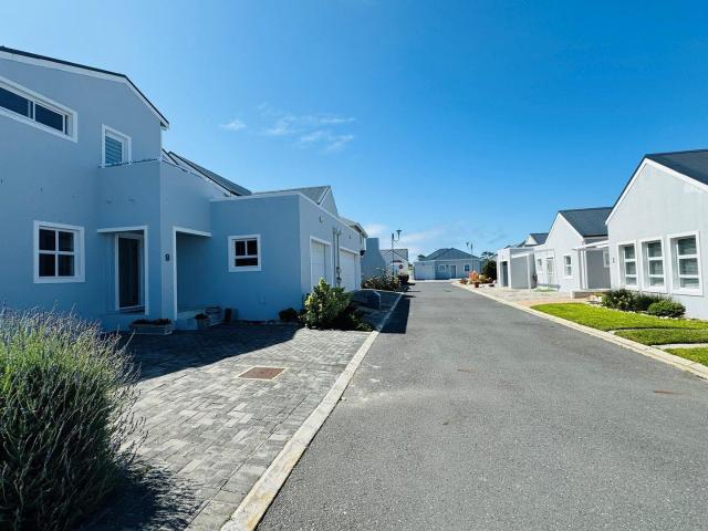 House for rent in Baardskeerdersbos, Western Cape