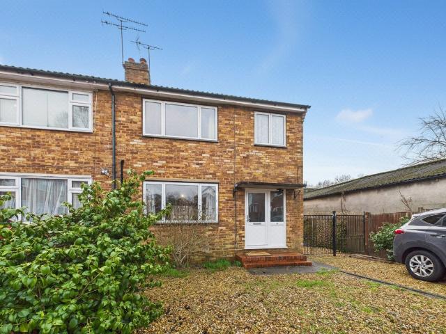 House for rent in Little Sandhurst