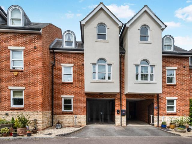 House for rent in Linden Village, Buckingham