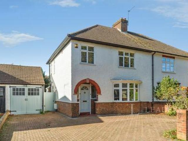 House for rent in Addlestone, Runnymede