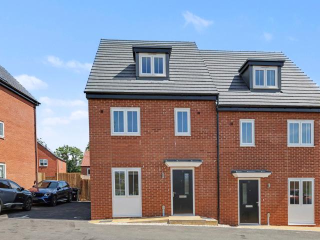 House for rent in Upton, Duston