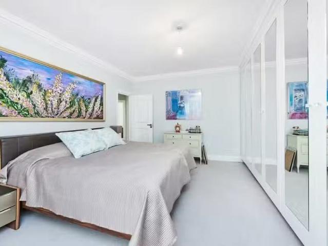 House for rent in Southfields, Southfields
