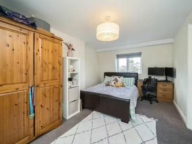 House for rent in Southfields, Wandsworth