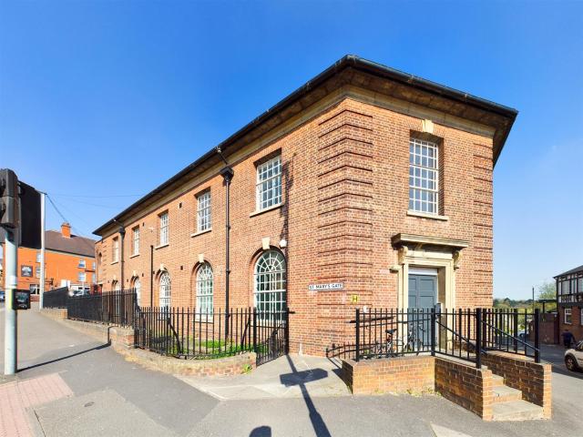 House for rent in Loundsley Green, East Midlands