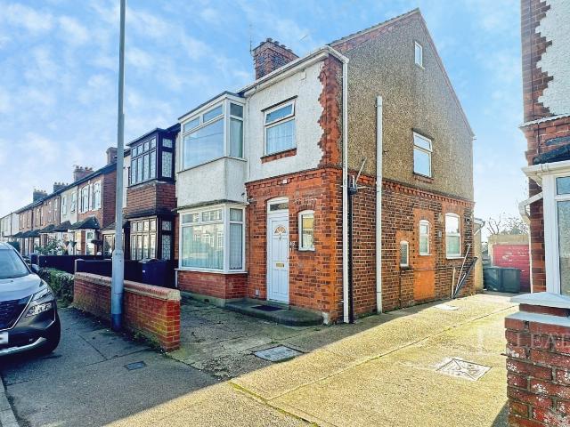 House for rent in Spring Park, Luton