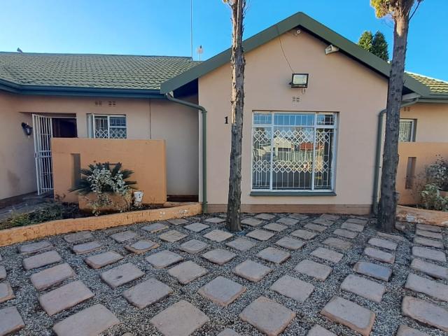 House for rent in SE6, Emfuleni Local Municipality