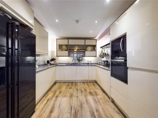House for rent in Salfords, Reigate and Banstead