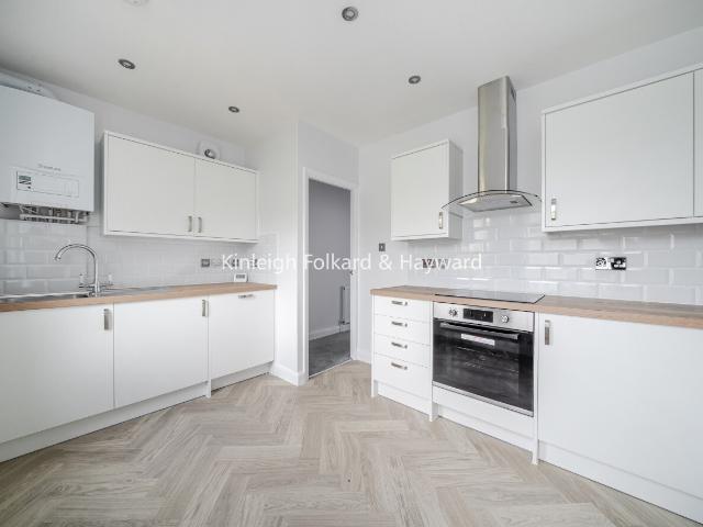 House for rent in Blackfen, Greater London